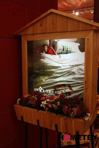 ���R���Ҽ���ᘕ�(hu�� )��Ʒչʾ