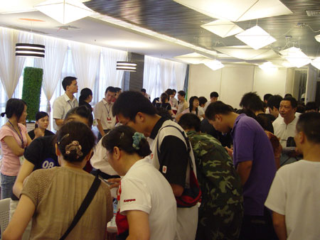 �Ԍ��ώ׷N�_(k��i)���M(j��n)؛��ʽ���ƴ