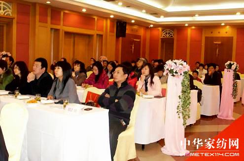 �μӉ�(m��ng)2009������Ʒ�l(f��)���ߠI(y��ng)�N(xi��o)���(hu�� )