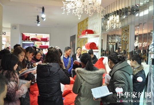 ���z�Ҽ��e�k���c(di��n)�͑�(h��)�������(hu�� )