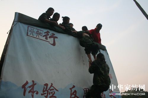 �����������۟��F�