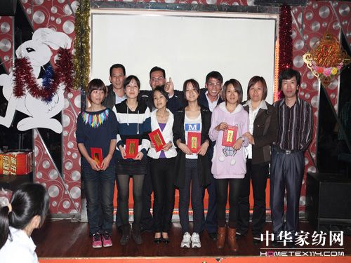 ����Ҿ�2010�ꃞ(y��u)��T���C�����(hu�� )�A�M(m��n)�xĻ