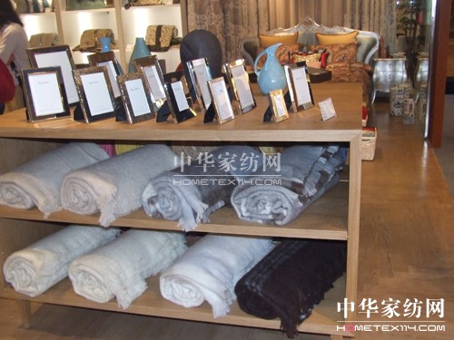 �z��•���{����Ҿӡ�ܛ������