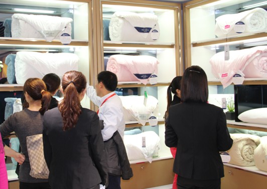 �Ӊ�(m��ng)�R2012��Ʒӆ؛��(hu�� )����עĿ