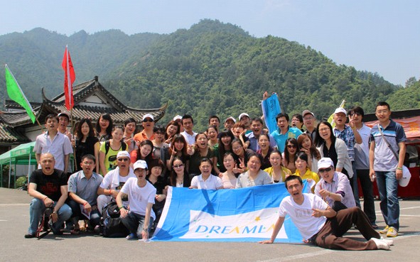 �������M(j��n)���Ӊ�(m��ng)�R�F���չһ����Ӗ�I(y��ng)֮������{��