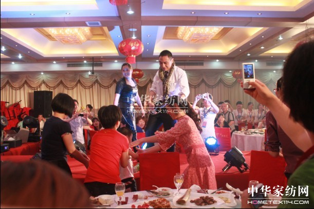 ˾ӼҼﶬƷl(f)(hu )AM(mn)Ļ