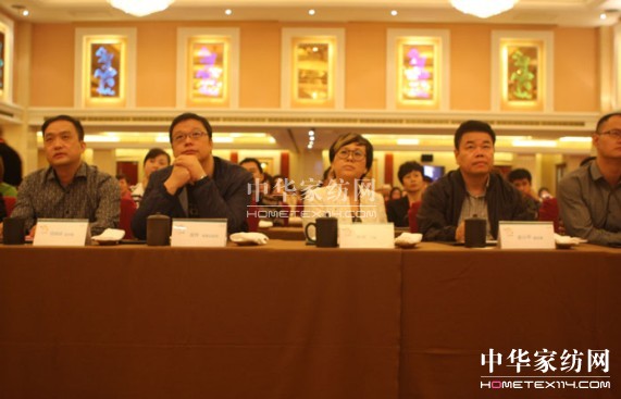 ���R���Ҽ�2013������Ʒӆ؛��(hu�� )�A�M(m��n)�e��