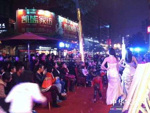 �Pʢ�Ҽ����(y��ng)Ʒ�b��(hu�� )�@��(hu�� )�T��������(ch��ng)