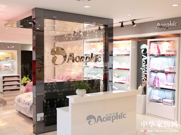 ���˹��(chu��ng  )�����γ�Ʒ���L(f��ng)��