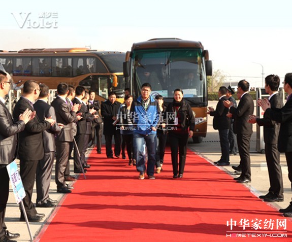 �۽����_�m2013������Ʒ�l(f��)����(hu�� )