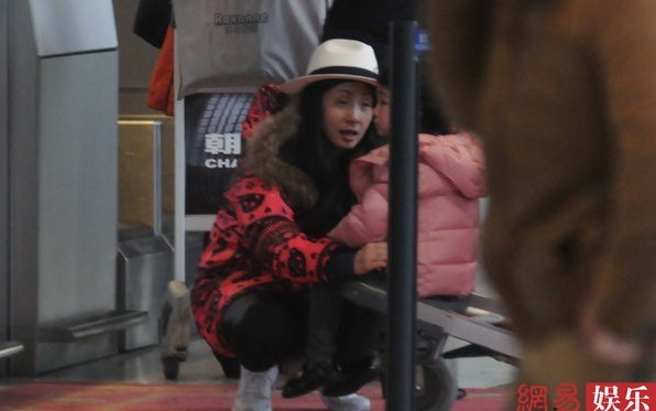 Сպ窚ԔyŮFC(chng)