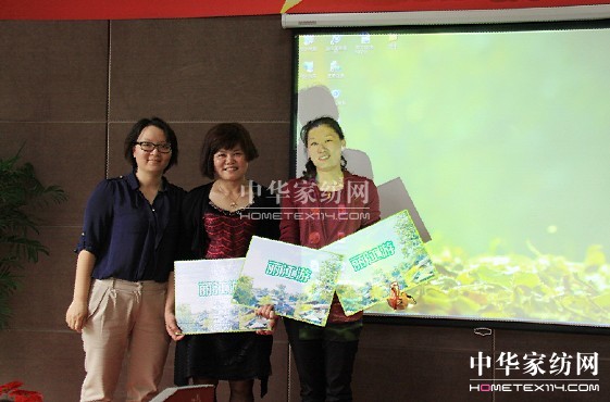 Ϸж32dػݹAM(mn)Ļ