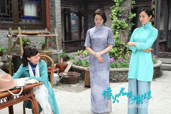 ����𻨡���ҹ�չپ��b������Ļ���c(di��n)��