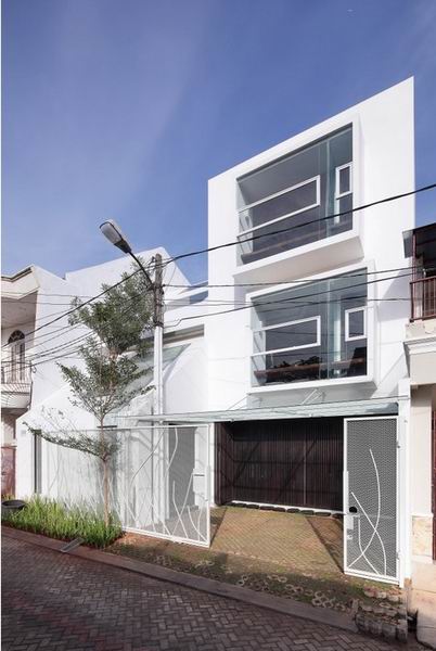 �ż��_˽�˄e��