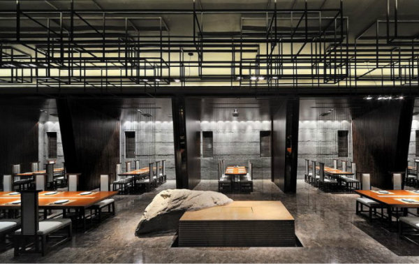 �ձ������͏d