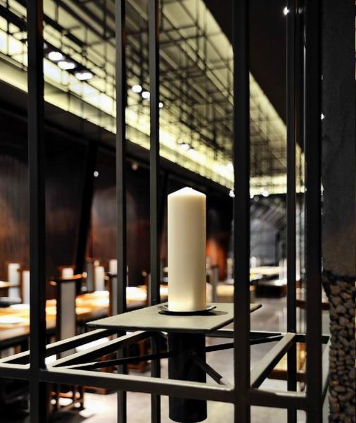 �ձ������͏d