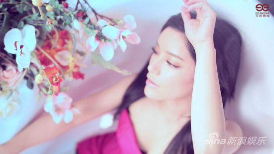 ��ӳ�ء��l(f��)���㡷MV�ײ�����ԡ���T��