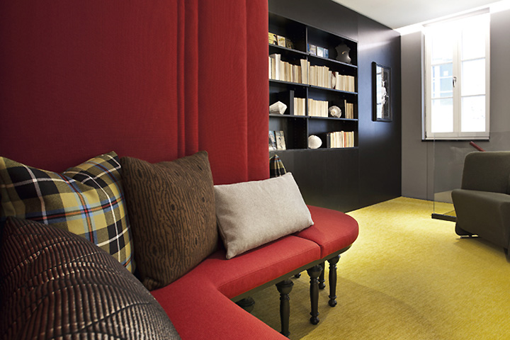 ��HotelScholl�Ƶ�