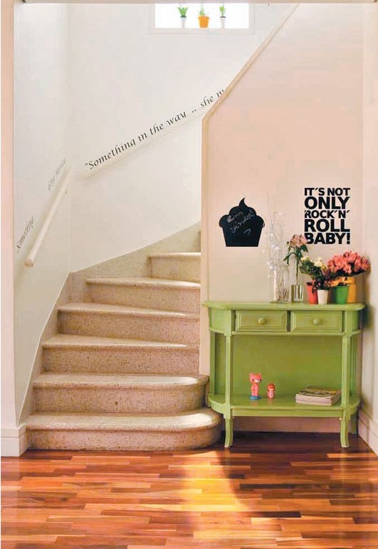 ����ɫ���G����סլ