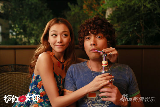 ���ۼtŮ�ɡ��؄�����Ůɫ�T���ݳ�