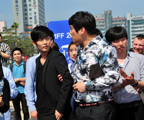 ��TwoWeeks���؄��՘��������ʻ��u��