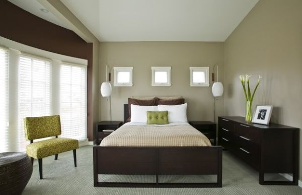 ƽ�͵��žGɫ�ڼҾ��еđ���(2)