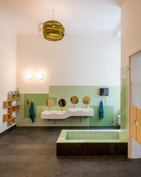 �������׃��@/Baukind�OӋ