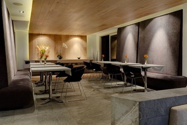 �Ϸ��_(k��i)�ն�POD��Ʒ�Ƶ�