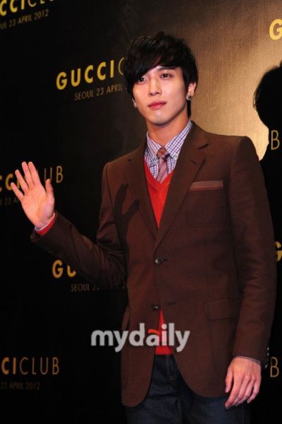 CNBLUE���ݺ�������������δ��(l��i)���x��