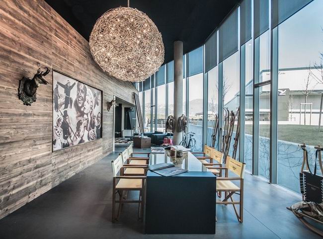 LUISTRENKER������k�����OӋ