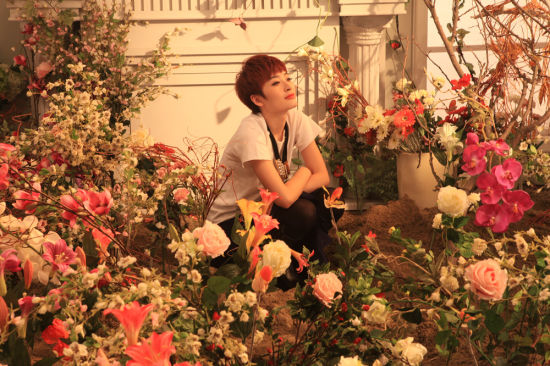 ���W��Ů�˵�����MV�ײ��c������쮑�