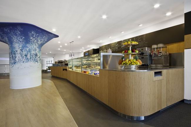 ���Breakers���ȏd