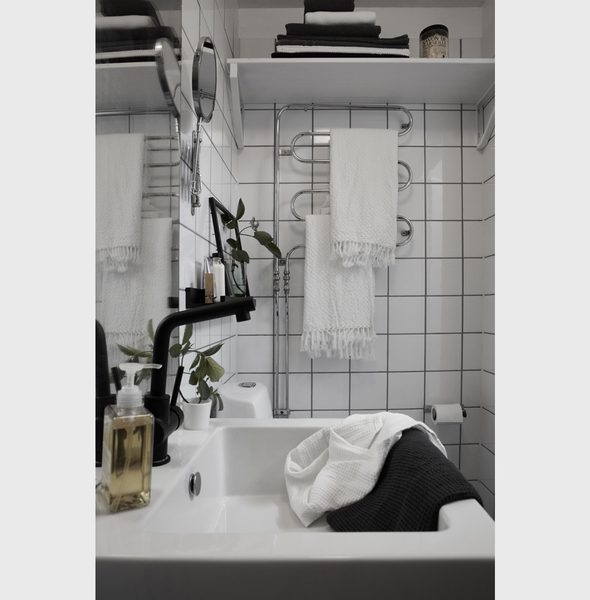 ��ɫ�b�С��Ԣ