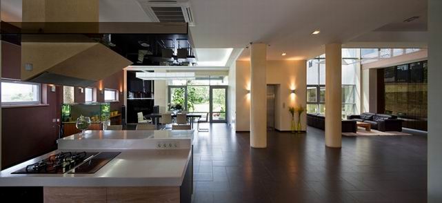 �����m���A���g˽�˄e��