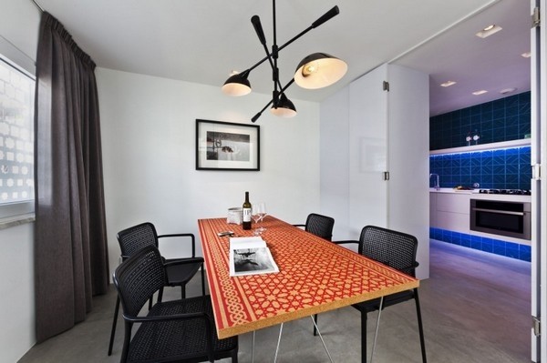 �������F���L(f��ng)���c�͹�Ԫ���ں�סլ