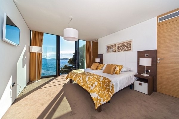 ���_�؁���ɫ�侀(xi��n)�����e��