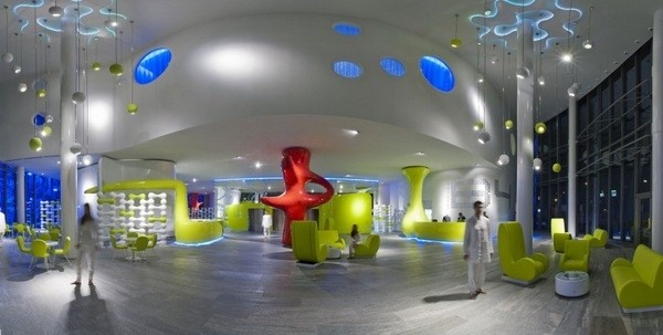 �F��δ��(l��i)�У���������mB4Milano�Ƶ�