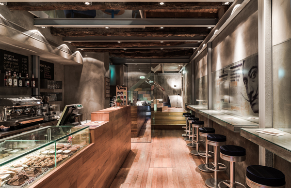 �����DMoustacheCoffeeHouse