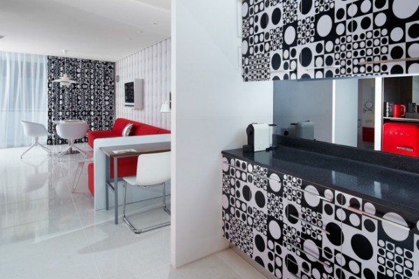 ����uLuna2Studios��Ʒ�Ƶ�