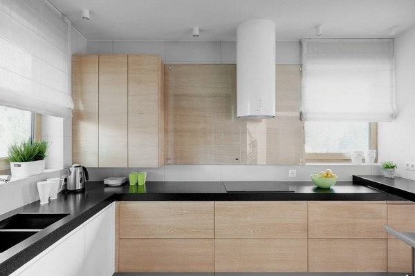 ���m�F�����Ŀ�֮��סլ