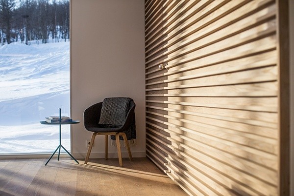 ����ɫ��С�m���e��