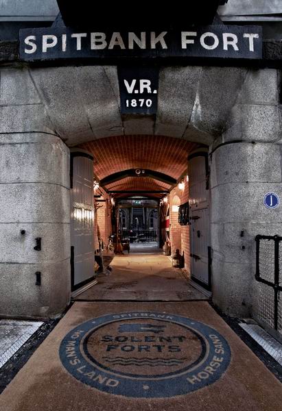 ᵵ̱����Ľ���SpitbankFort�Ƶ�