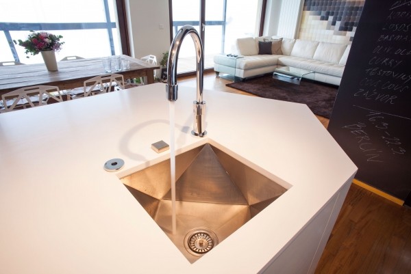 �j�U�c�F����˹�工�˻�Ԣ