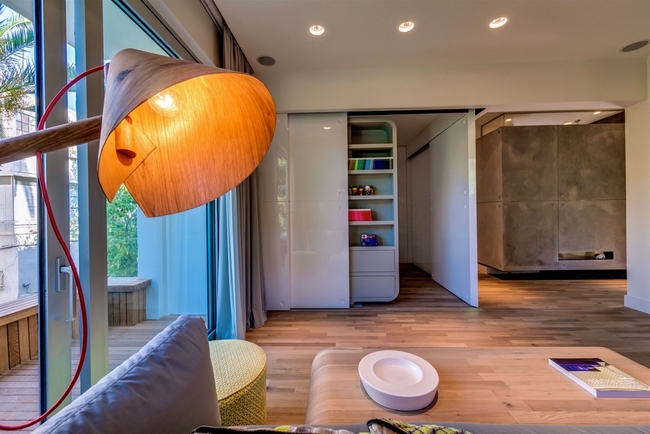 ��ɫ�������S��r(sh��)�ֹ�Ԣ