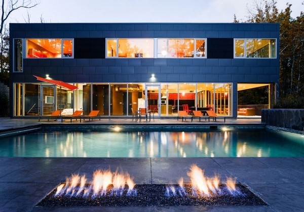 �ƻ�ɫ���c�U���⾳������^סլ�OӋ