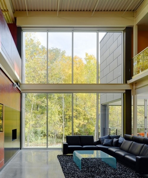 �ƻ�ɫ���c�U���⾳������^סլ�OӋ