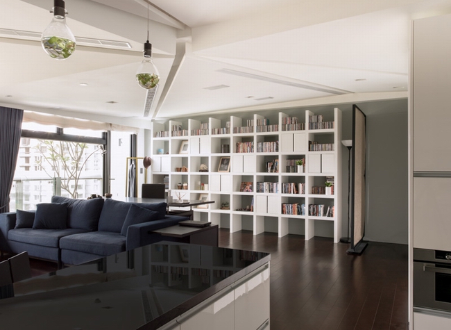 �Ͼ�HouseOfLight