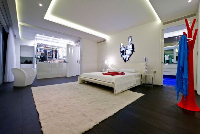 ��ɫ�������S�������w��