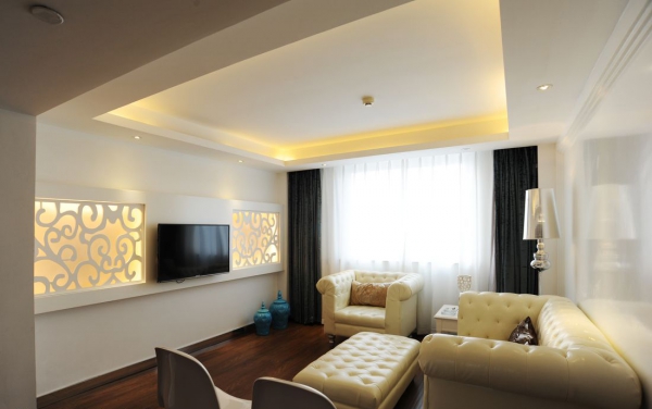 ���(y��ng)�����ؾ��¾Ƶ�