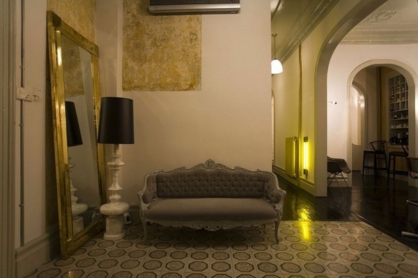 ����ɫ�cС����������F���L(f��ng)��ס